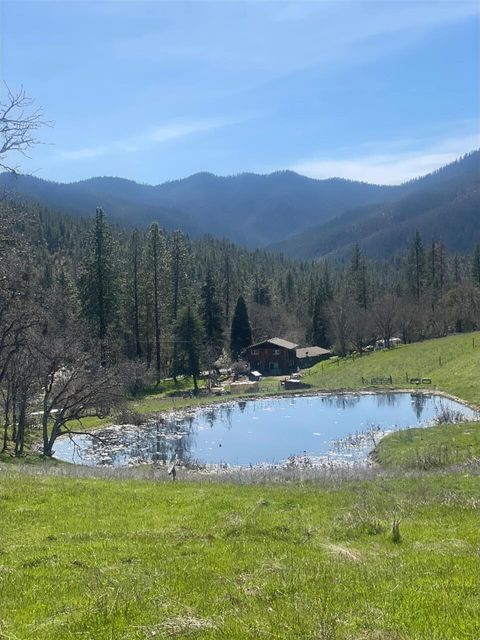 Photo of 10250 Sterling Creek Road, Jacksonville, OR 97530 (MLS # 220214325)