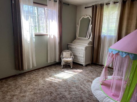 Tiny photo for 10250 Sterling Creek Road, Jacksonville, OR 97530 (MLS # 220214325)