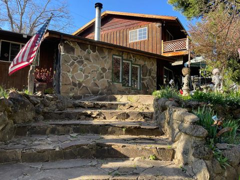 Photo of 10250 Sterling Creek Road, Jacksonville, OR 97530 (MLS # 220214325)