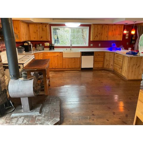 Tiny photo for 10250 Sterling Creek Road, Jacksonville, OR 97530 (MLS # 220214325)