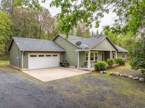 769 Portland Avenue Grants Pass OR 97526