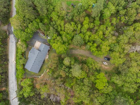 Tiny photo for 769 Portland Avenue, Grants Pass, OR 97526 (MLS # 220219565)