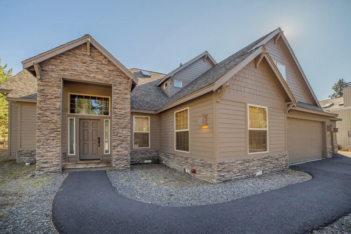 Fairway Crest Village - Residential