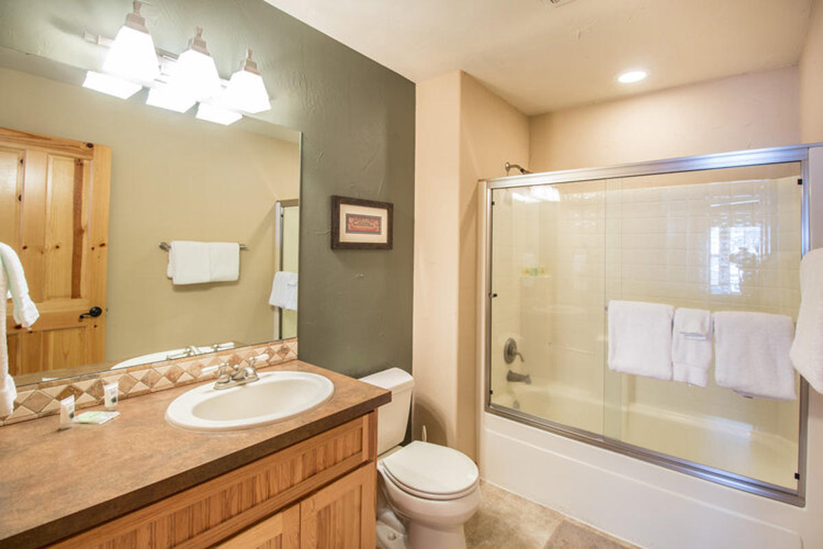 Fairway Crest Village - Residential