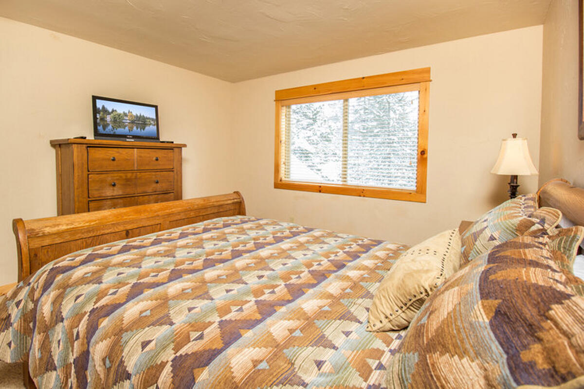 Fairway Crest Village - Residential