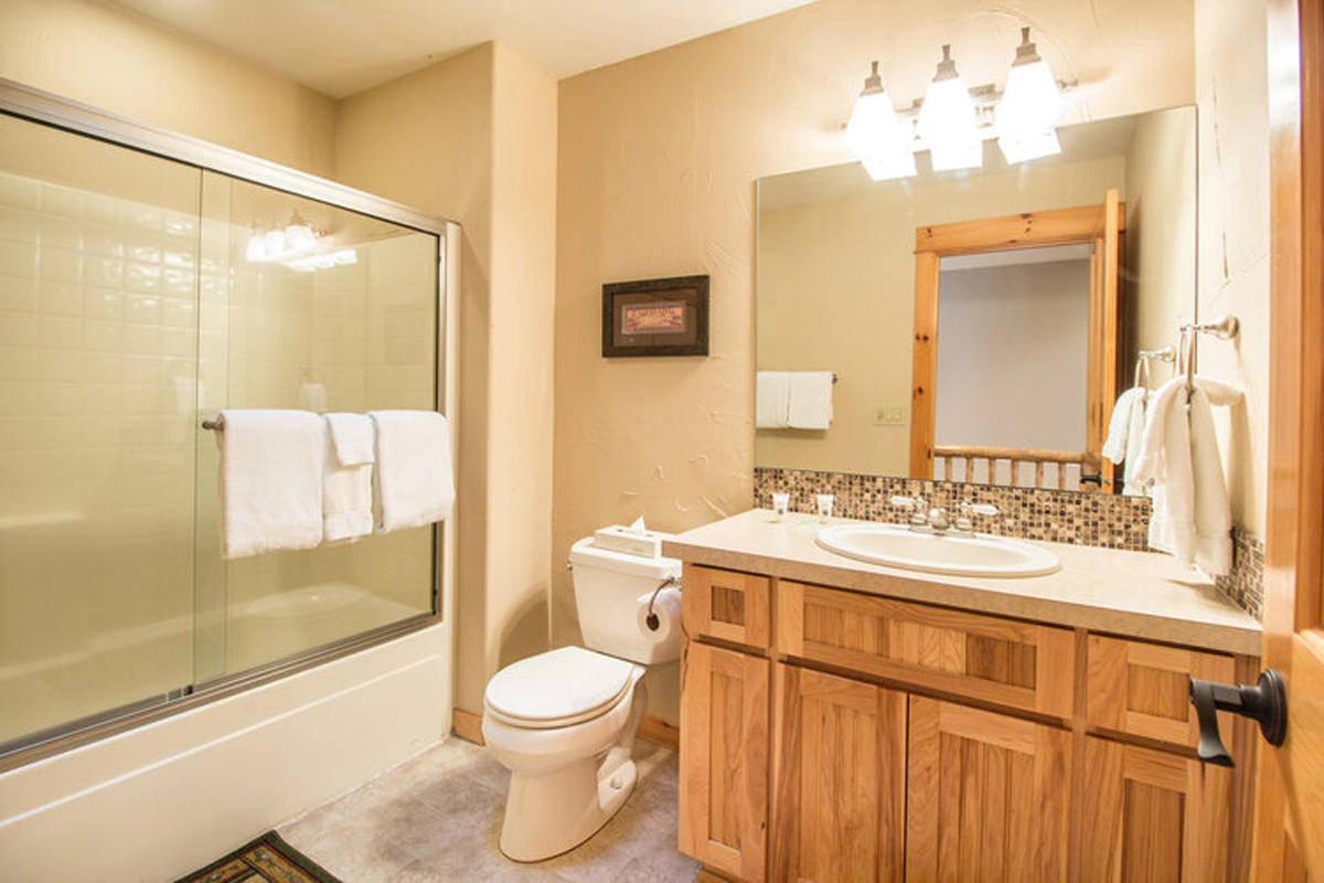 Fairway Crest Village - Residential