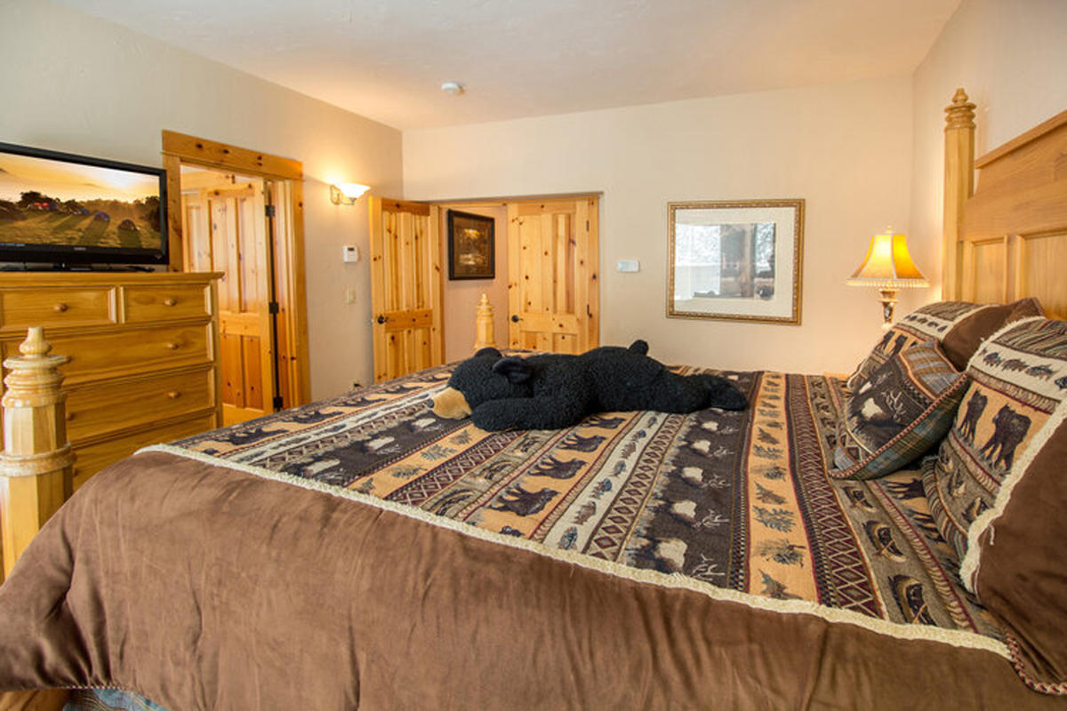 Fairway Crest Village - Residential