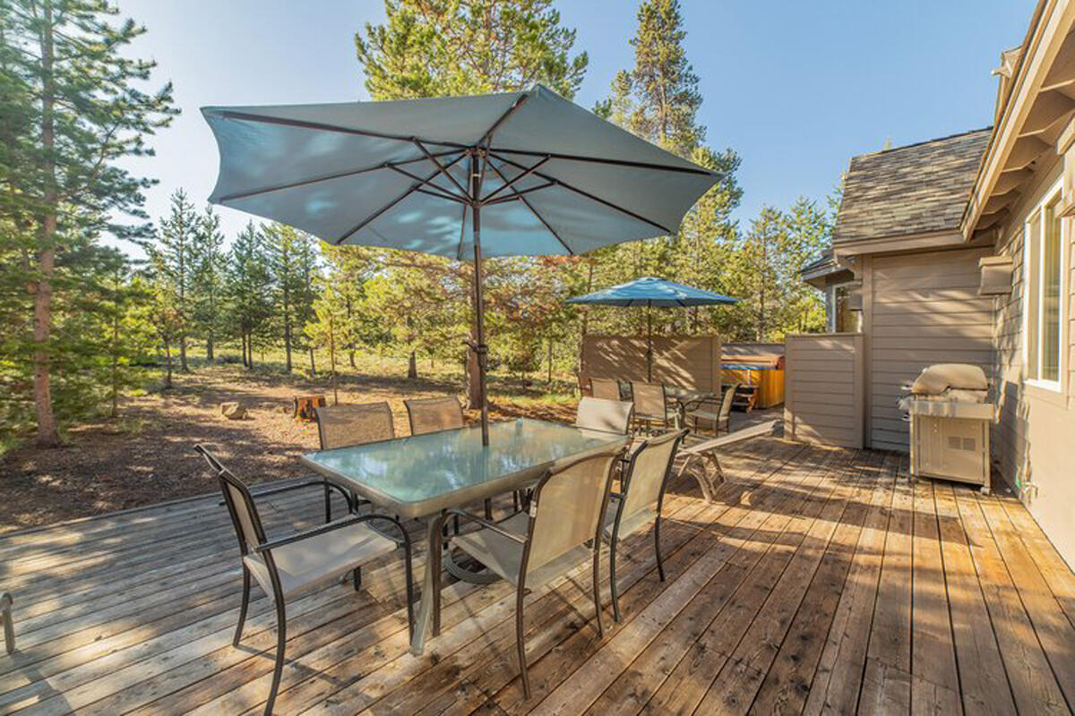 Fairway Crest Village - Residential