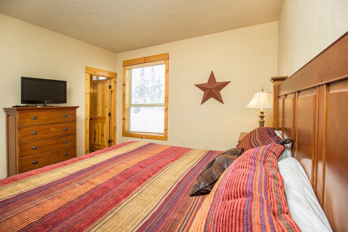 Fairway Crest Village - Residential