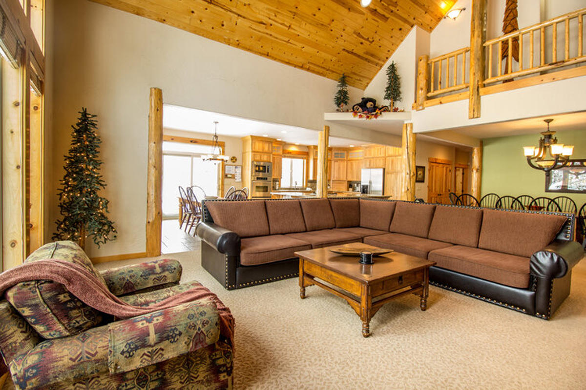 Fairway Crest Village - Residential