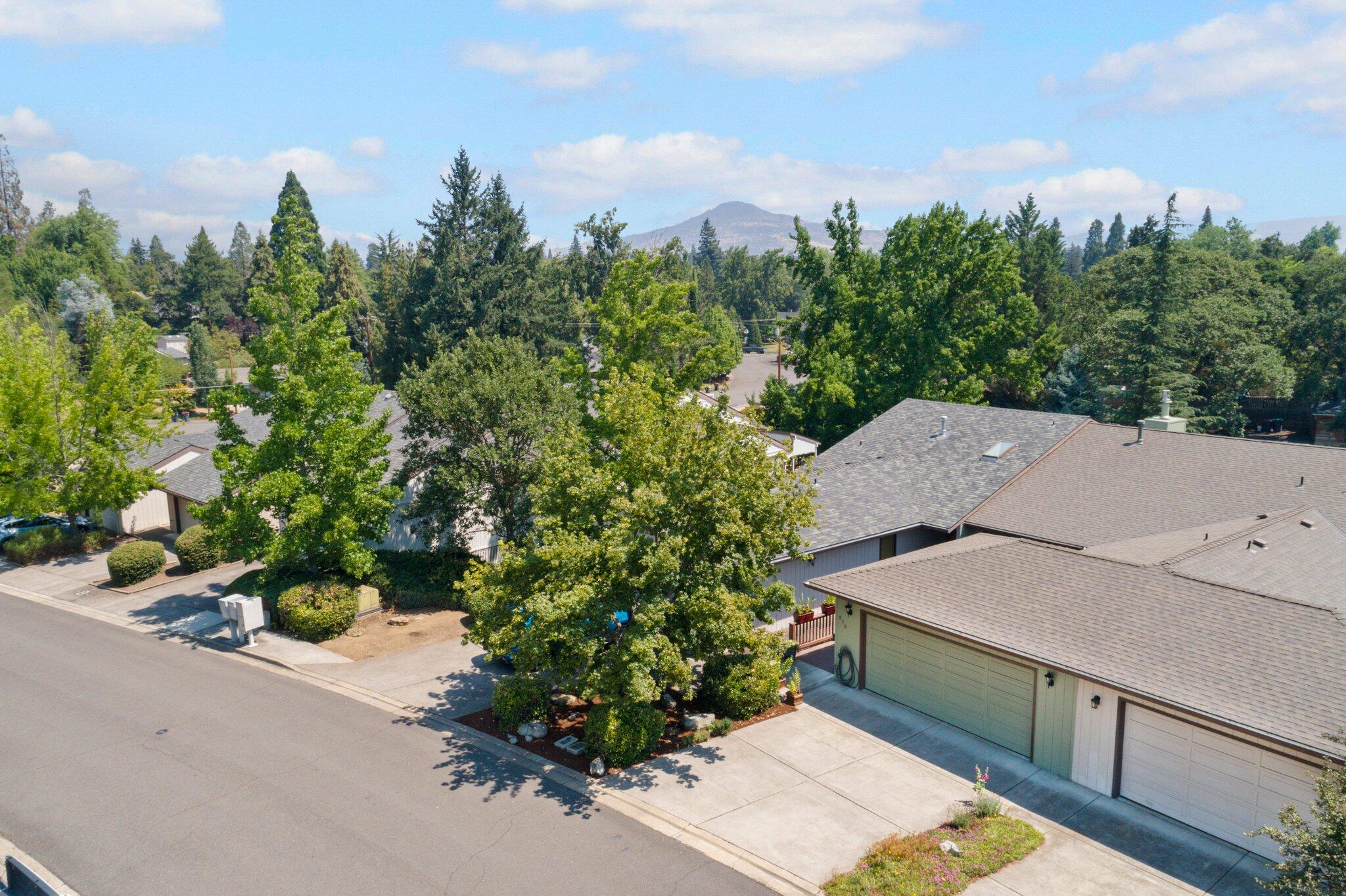 Medford Heights Townhouses Subdivision - Residential