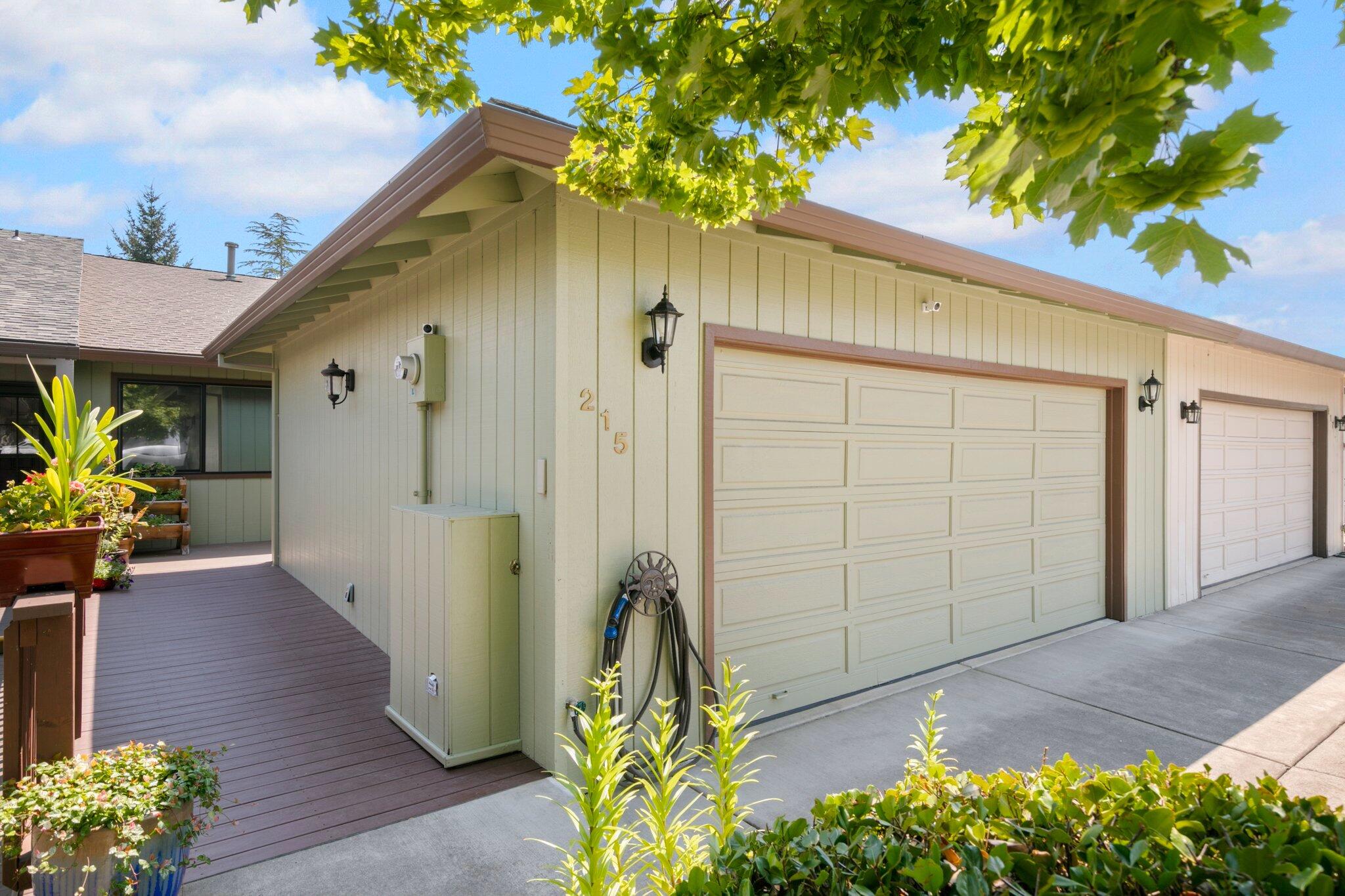 Medford Heights Townhouses Subdivision - Residential