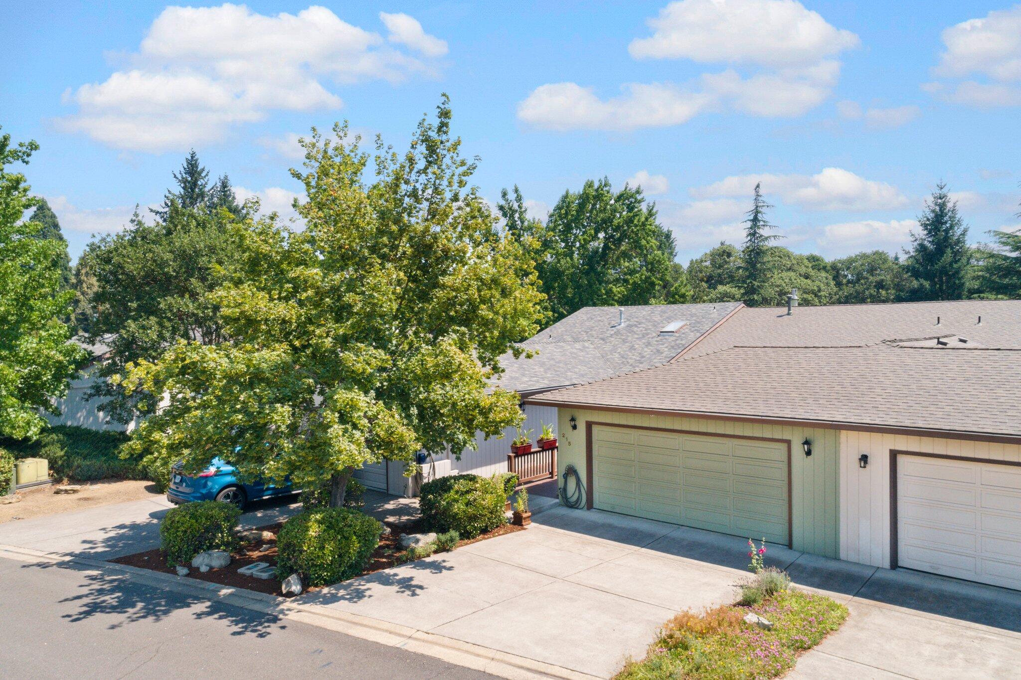 Medford Heights Townhouses Subdivision - Residential