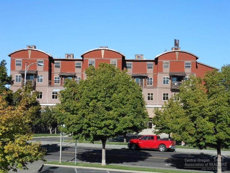 CLAB - Commercial Sale