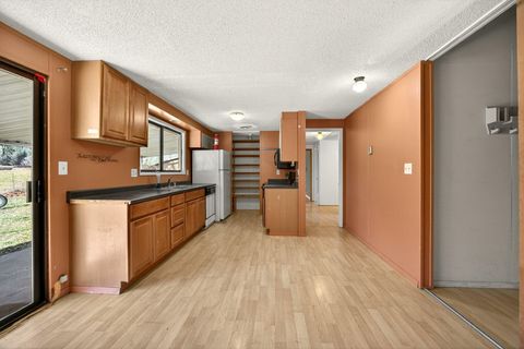 Tiny photo for 320 Caves Camp Road, Williams, OR 97544 (MLS # 220214897)