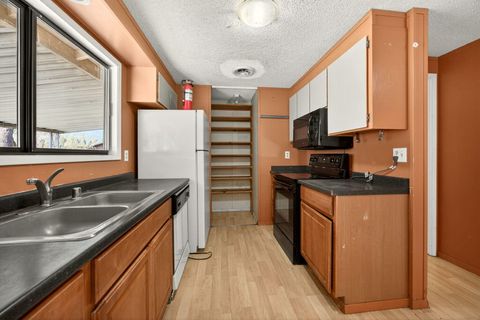 Tiny photo for 320 Caves Camp Road, Williams, OR 97544 (MLS # 220214897)