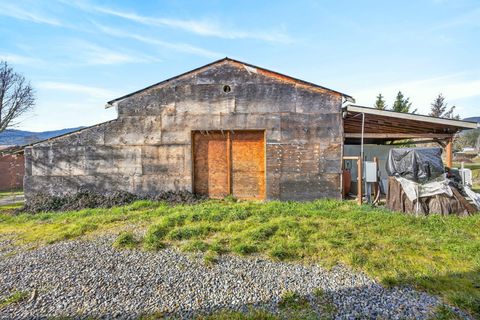 Tiny photo for 320 Caves Camp Road, Williams, OR 97544 (MLS # 220214897)