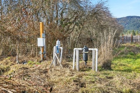 Tiny photo for 320 Caves Camp Road, Williams, OR 97544 (MLS # 220214897)