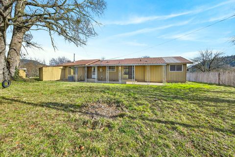 Tiny photo for 320 Caves Camp Road, Williams, OR 97544 (MLS # 220214897)