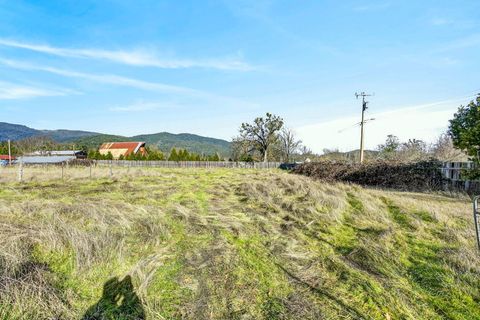 Tiny photo for 320 Caves Camp Road, Williams, OR 97544 (MLS # 220214897)