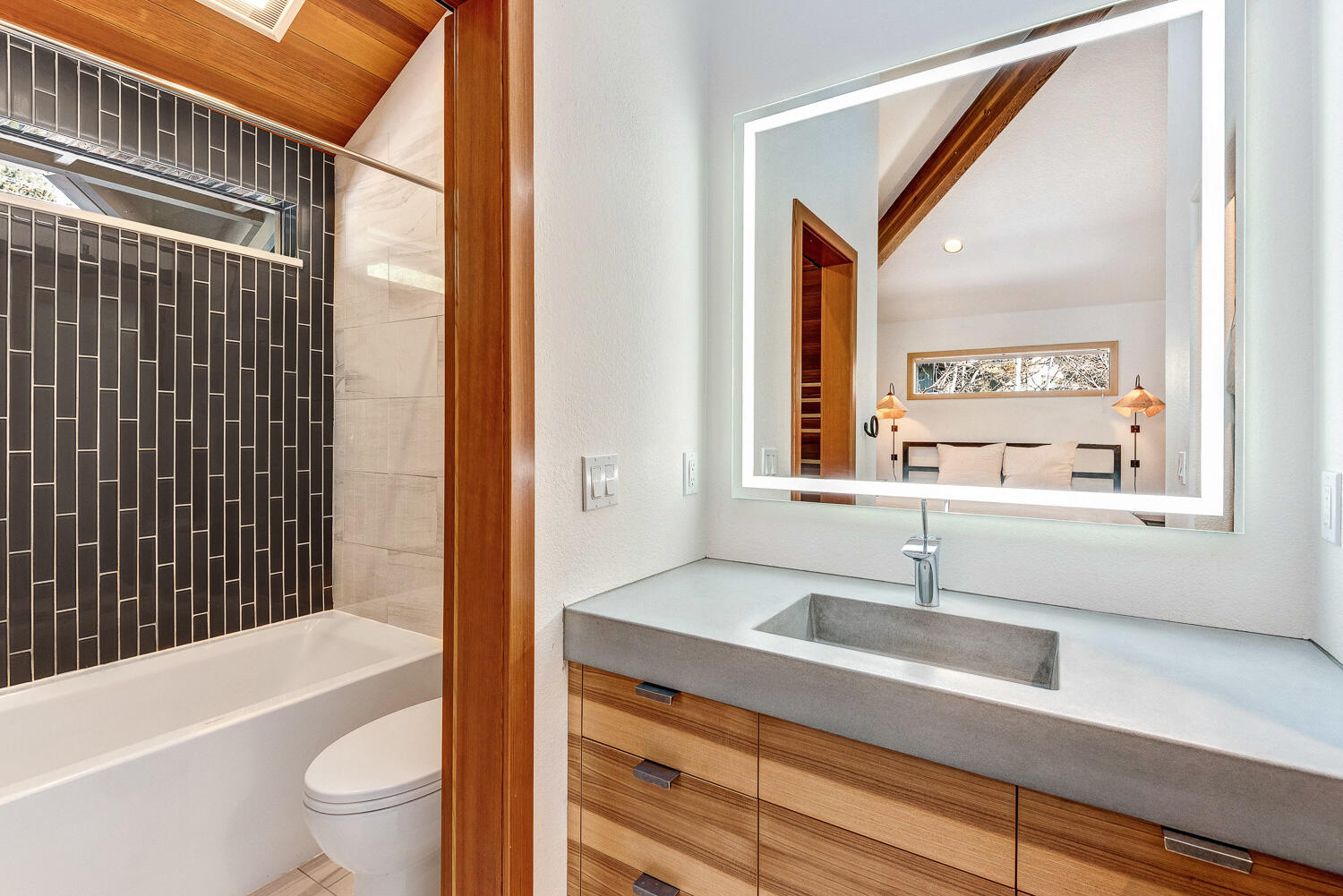 Kenwood Gardens - Residential