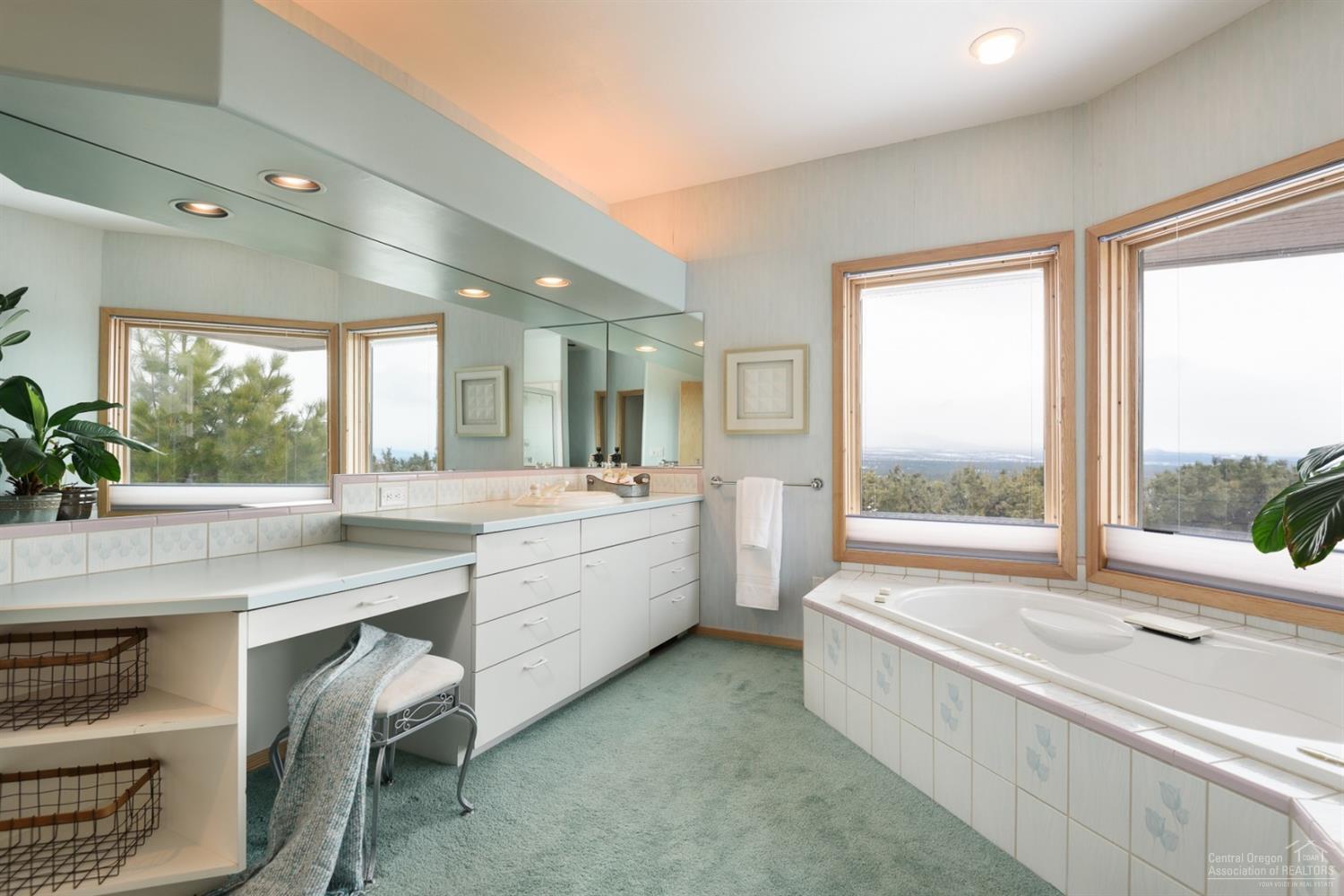 Awbrey Butte - Residential