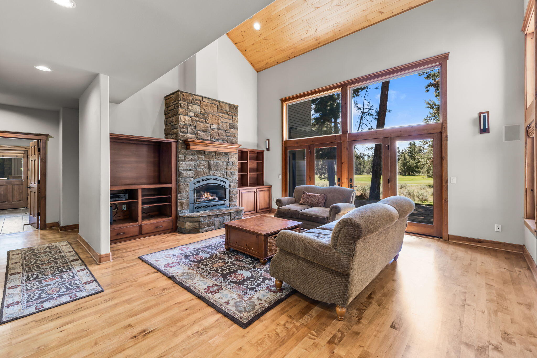 Broken Top - Residential