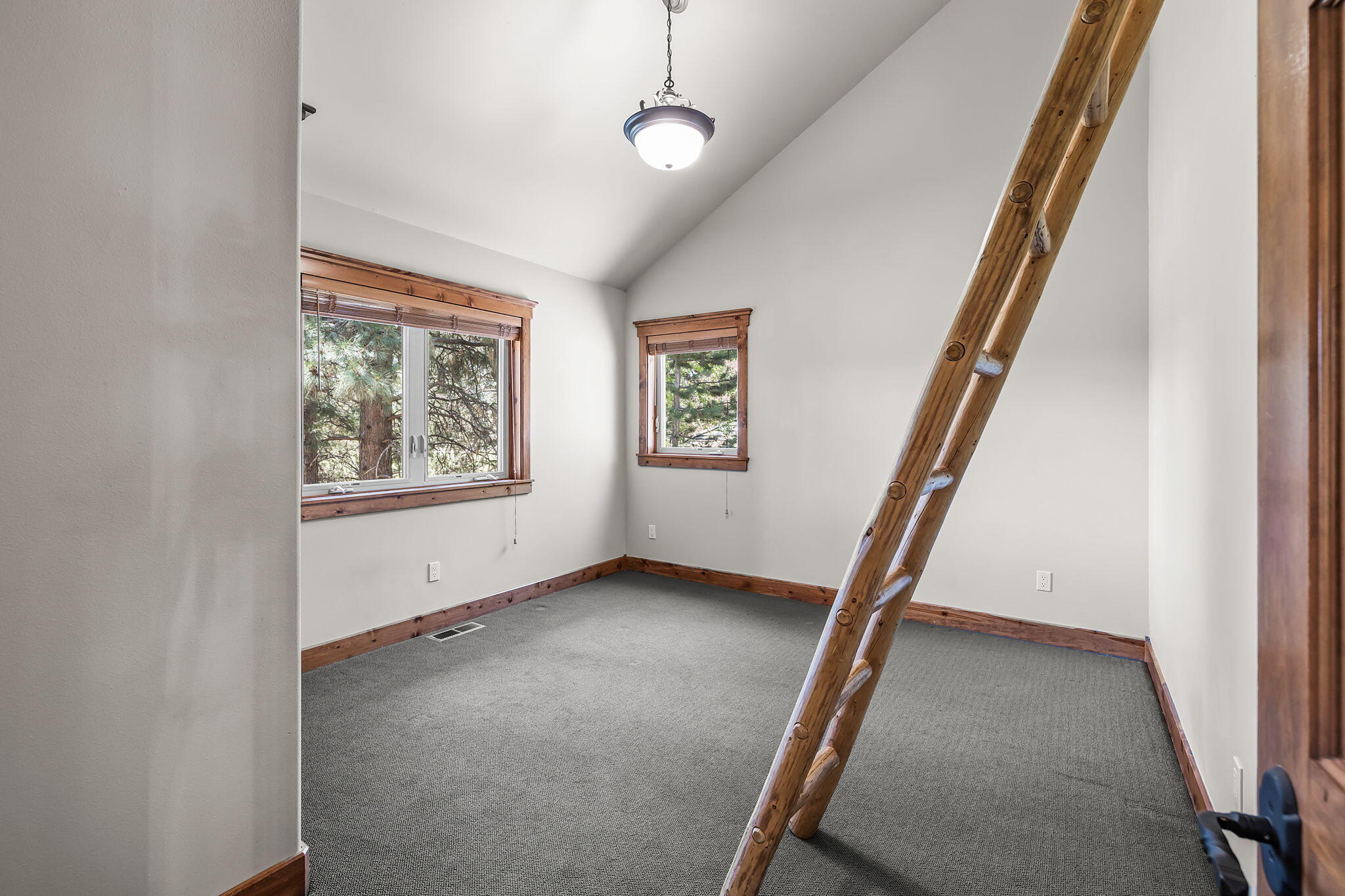 Broken Top - Residential