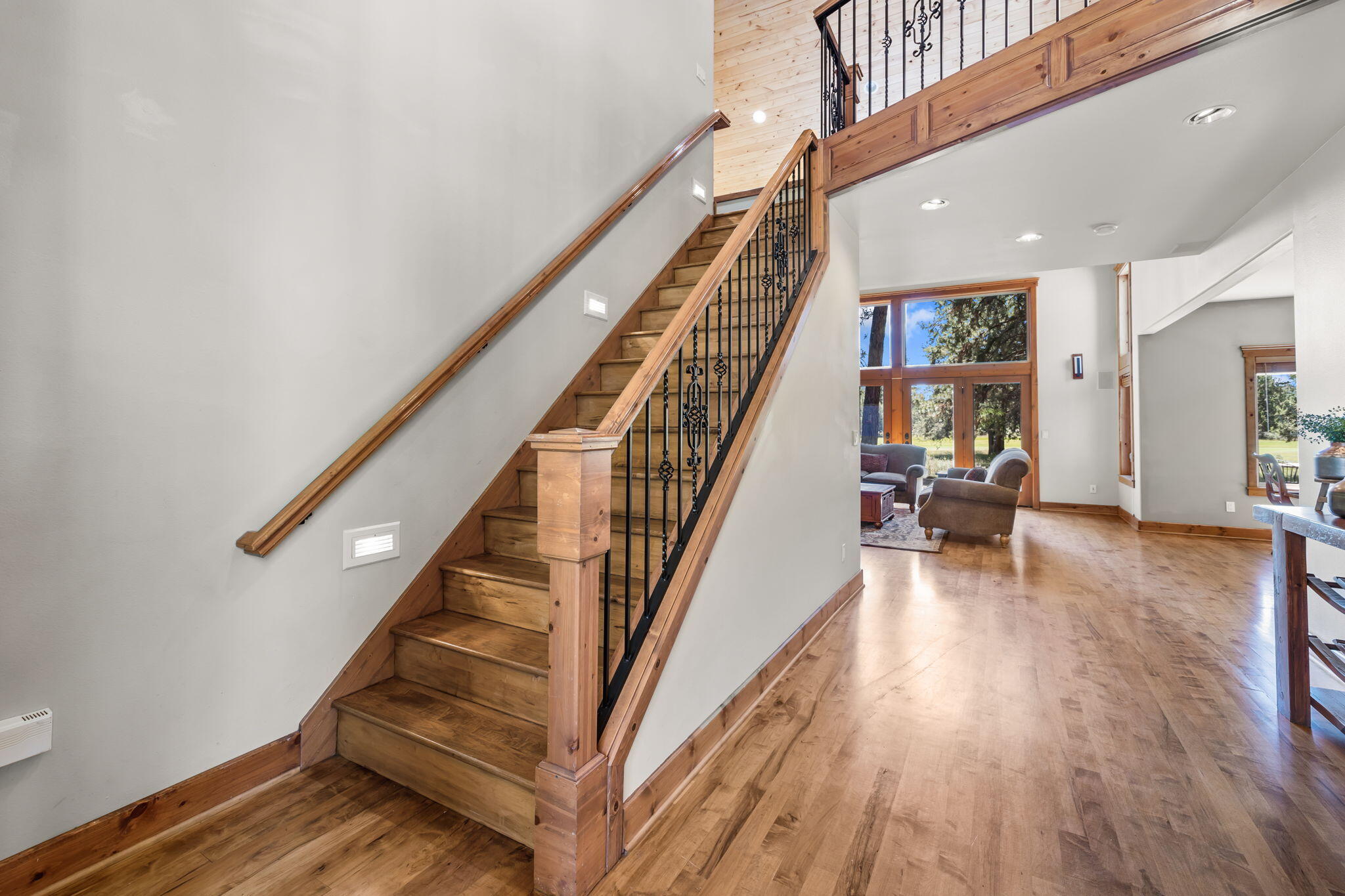 Broken Top - Residential