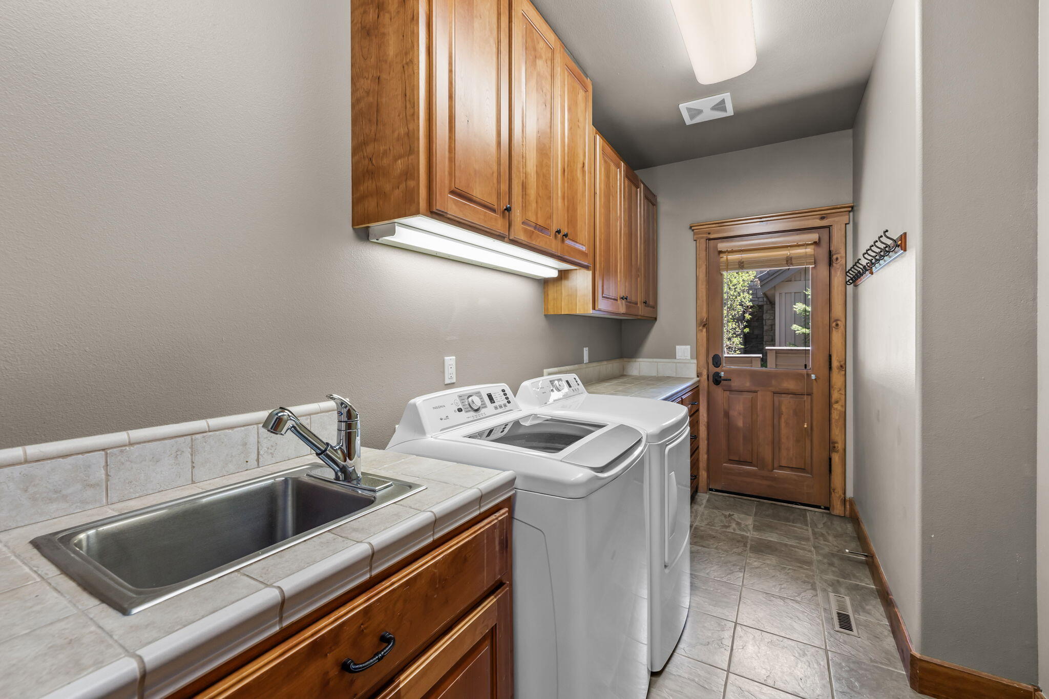 Broken Top - Residential