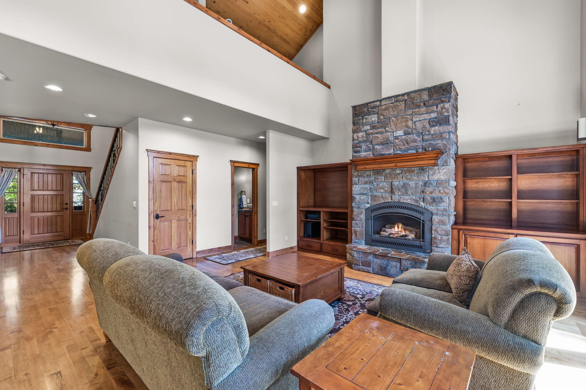 Broken Top - Residential