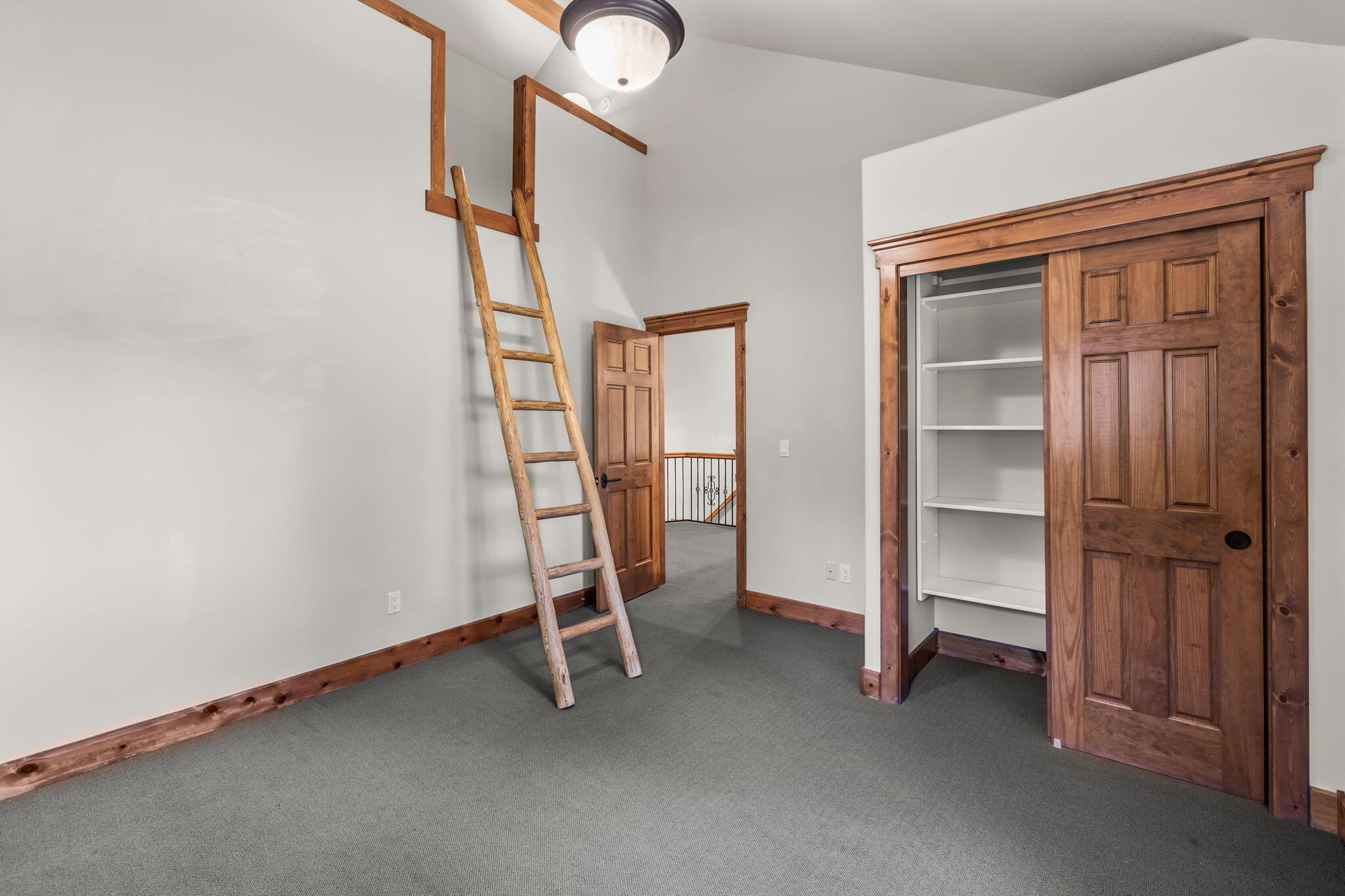 Broken Top - Residential