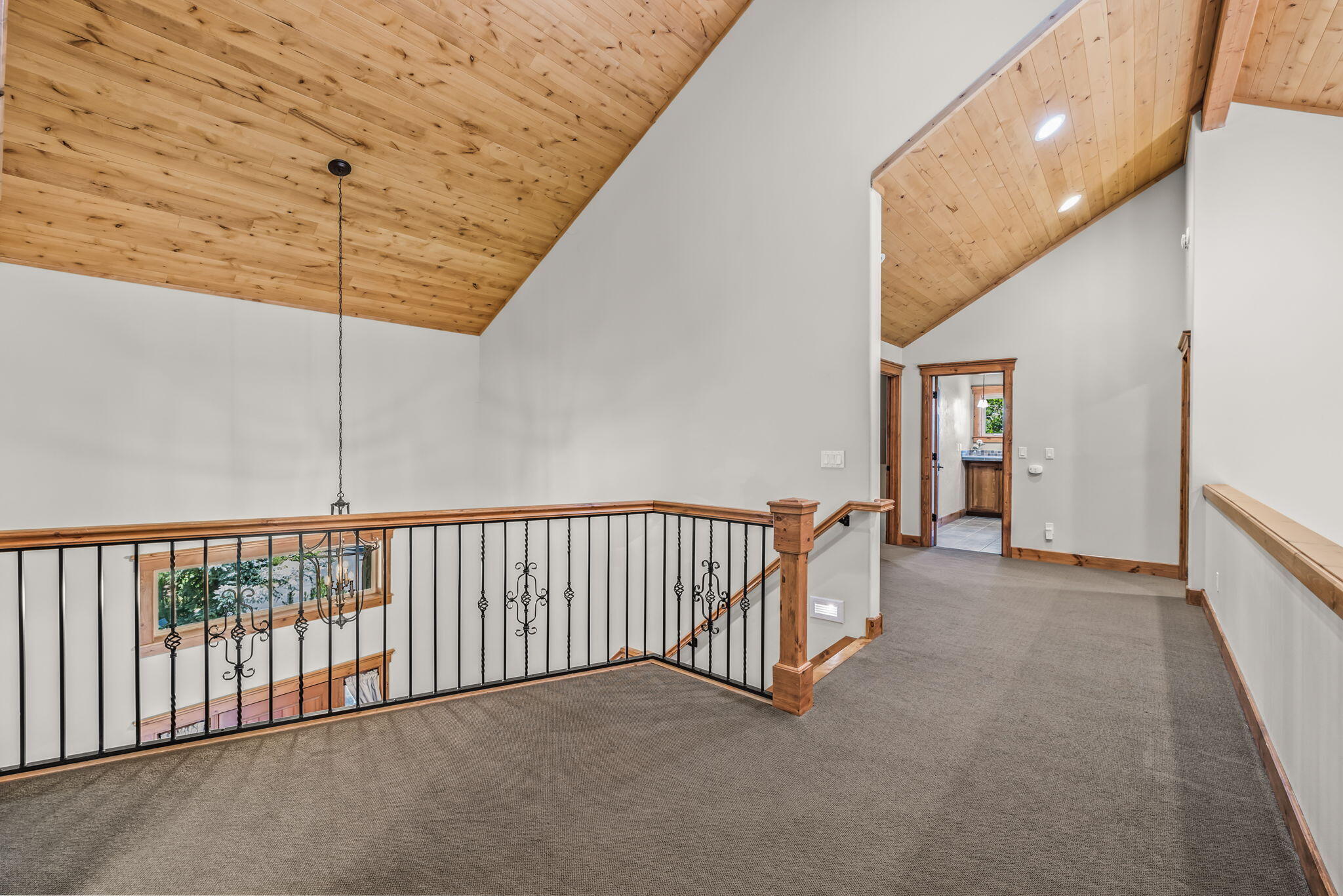 Broken Top - Residential