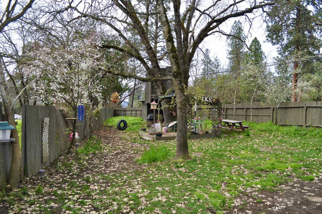 10585 Blackwell Road