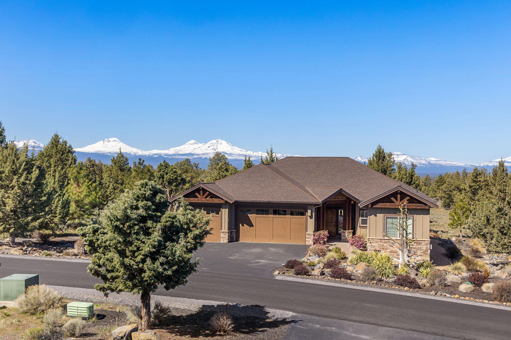 Eagle Crest - Residential