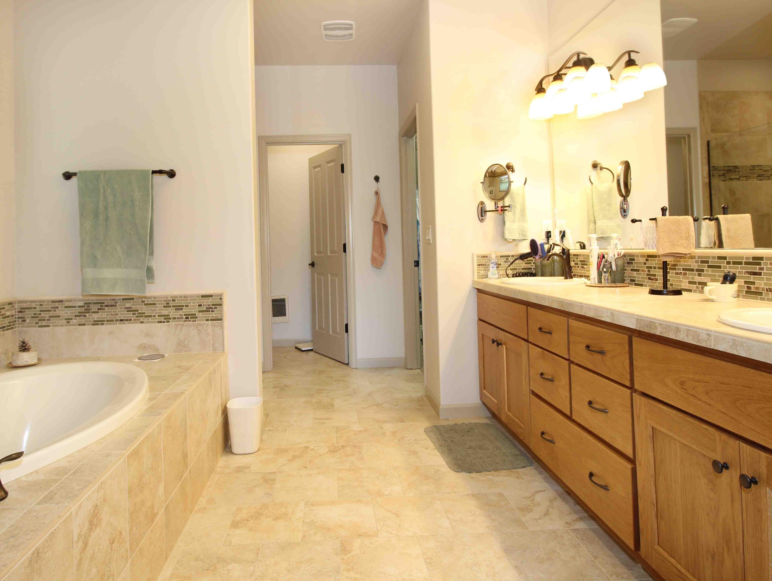 Ridge At Eagle Crest - Residential