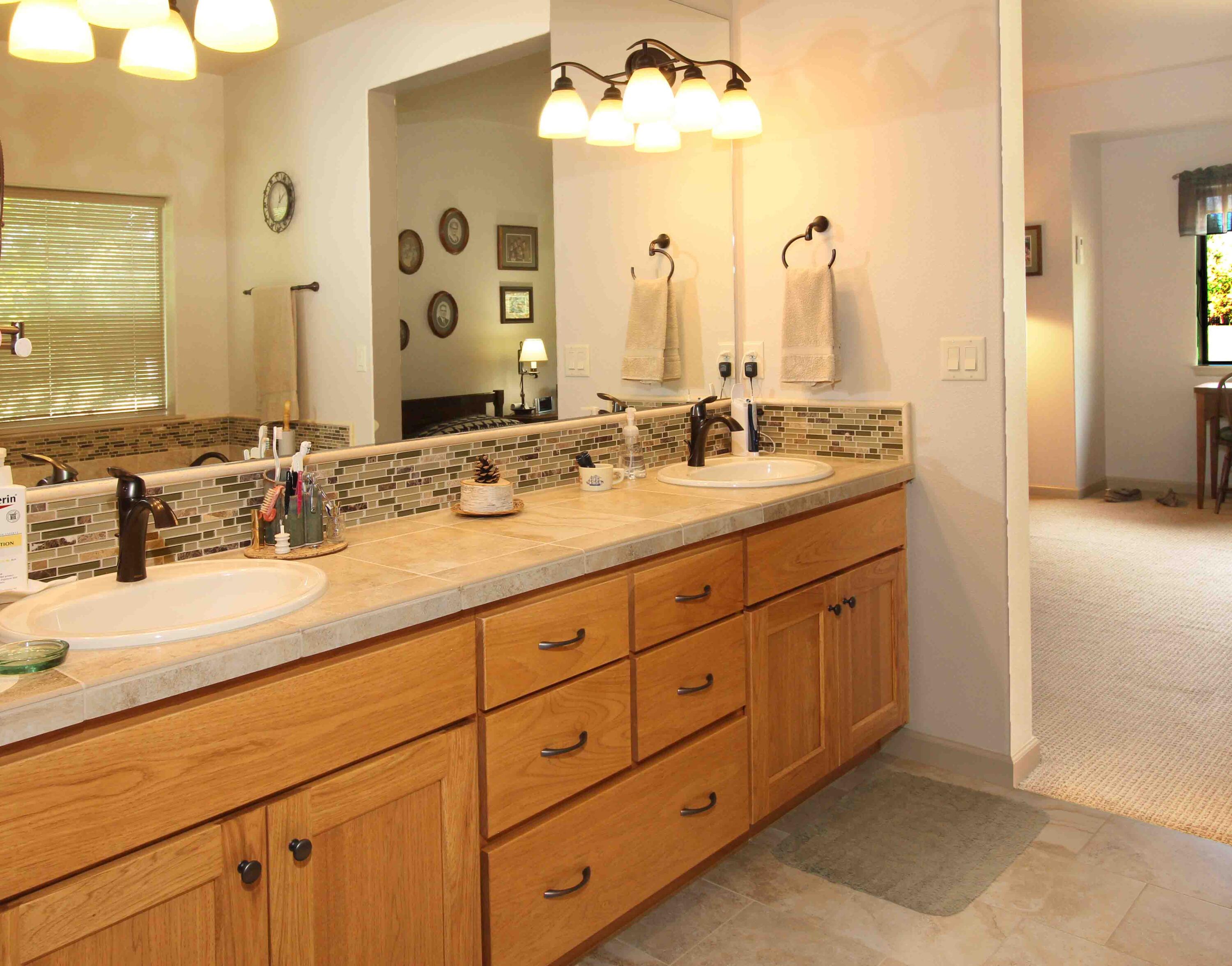 Ridge At Eagle Crest - Residential