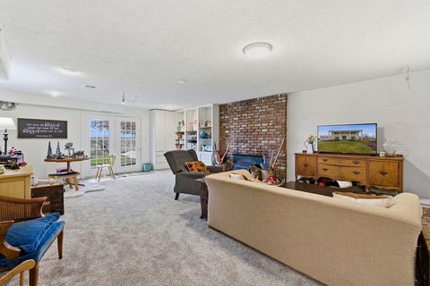 Tiny photo for 1103 NE Richard Lane, Madras, OR 97741 (MLS # 220217806)