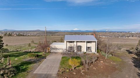 Tiny photo for 1103 NE Richard Lane, Madras, OR 97741 (MLS # 220217806)