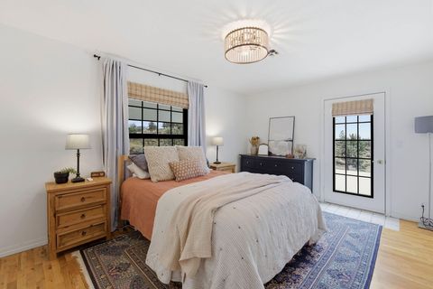 Tiny photo for 1103 NE Richard Lane, Madras, OR 97741 (MLS # 220217806)