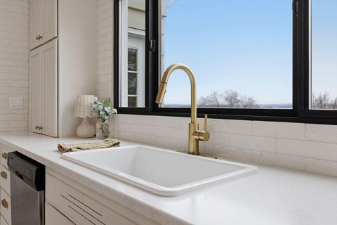 Tiny photo for 1103 NE Richard Lane, Madras, OR 97741 (MLS # 220217806)