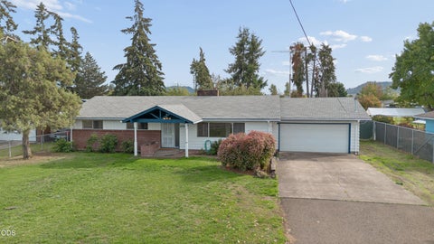 Photo of 2567 Marcola Road, Springfield, OR 97477 (MLS # 220229725)