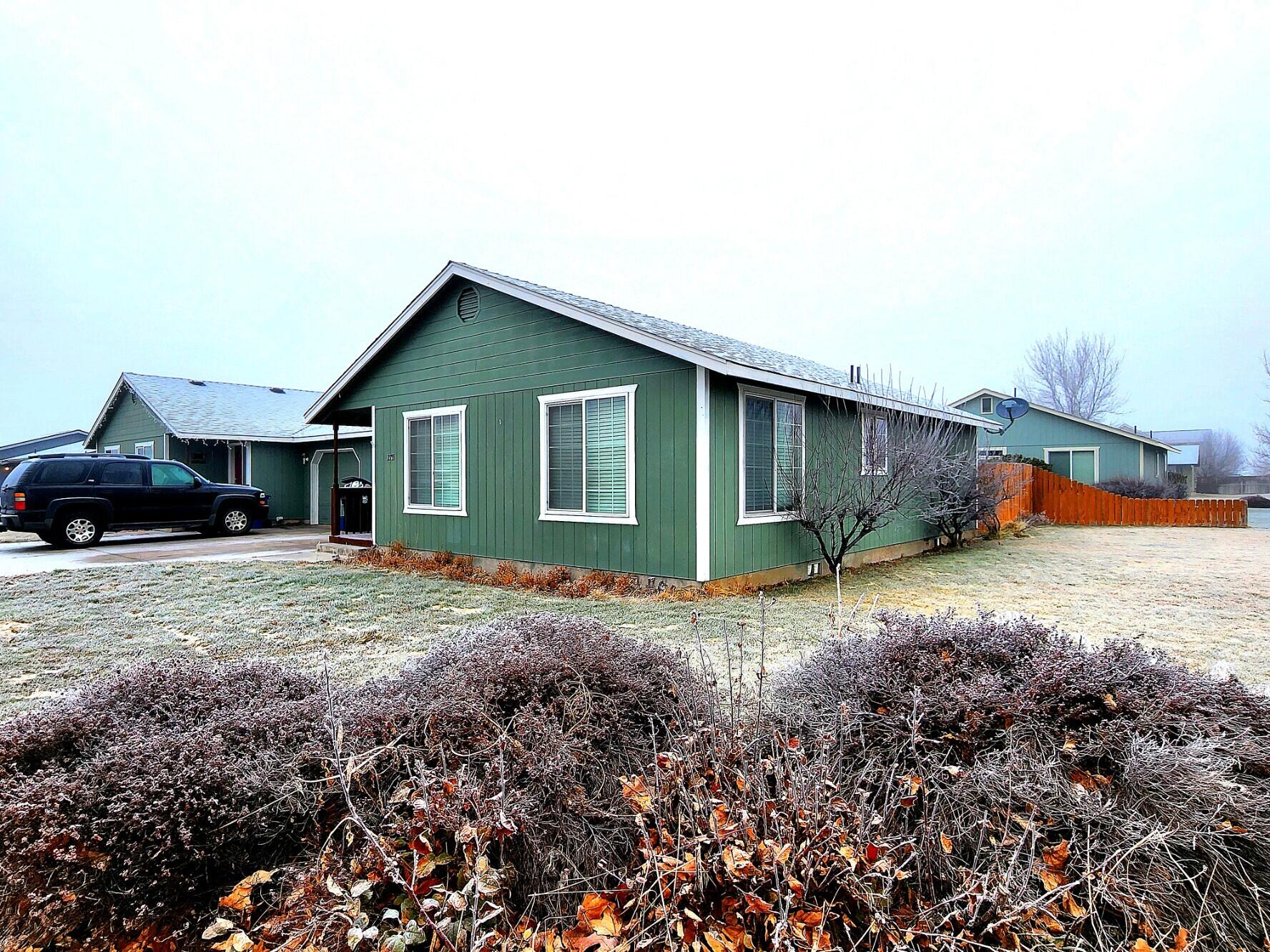 Obsidian Estate - Residential Income