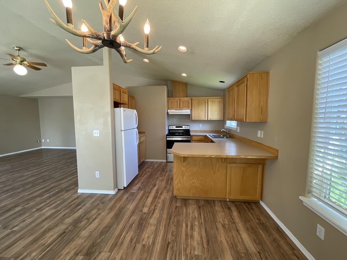 Obsidian Estate - Residential Income