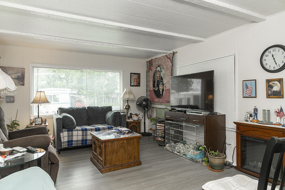 Rogue Lea Estates - Residential