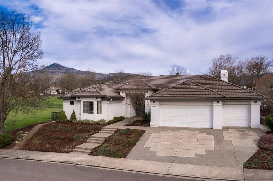 Beautiful Golf Course Pagnini built home boasting 4 bedrooms and 4 bathrooms. Offering views of the 6th Fairway at RVCC and the mountains eastward this home is very impressive. Wide grand entry way, hardwood floors and an excellent floor plan. Natural light that makes the home flow easily. There are three suites in this home offering luxury at it's finest. The gorgeous over-sized kitchen had granite slab counters and island, gas cook top, oven and it's a chef's dream. Features pantry, pull-out shelves, recessed lighting, eating bar and sky lights. The master suite features a jetted tub, large walk-in shower, and double vanity. The second master suite offers a bay window, walk-in closet and gorgeous bathroom. The amenities and upgrades throughout this home are endless. Outside relax under the covered patio and enjoy the views. Fireplaces, central vacuum, 80 gal. re-circulation hot water heater, huge laundry room. Too much to list must tour to fully appreciate.