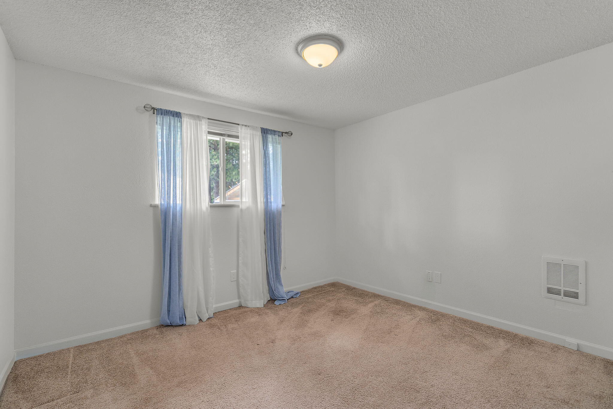 Goldenrain - Residential