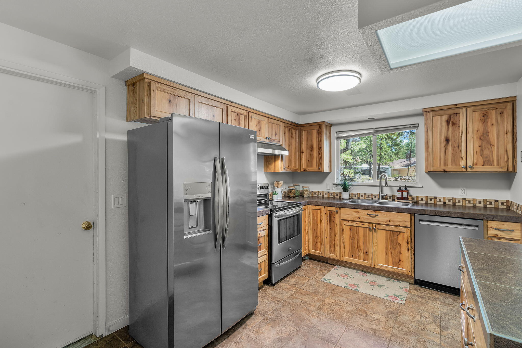 Goldenrain - Residential