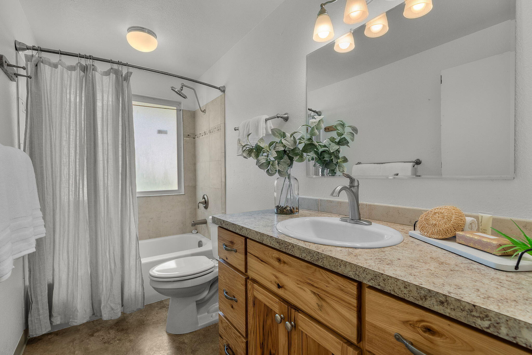 Goldenrain - Residential