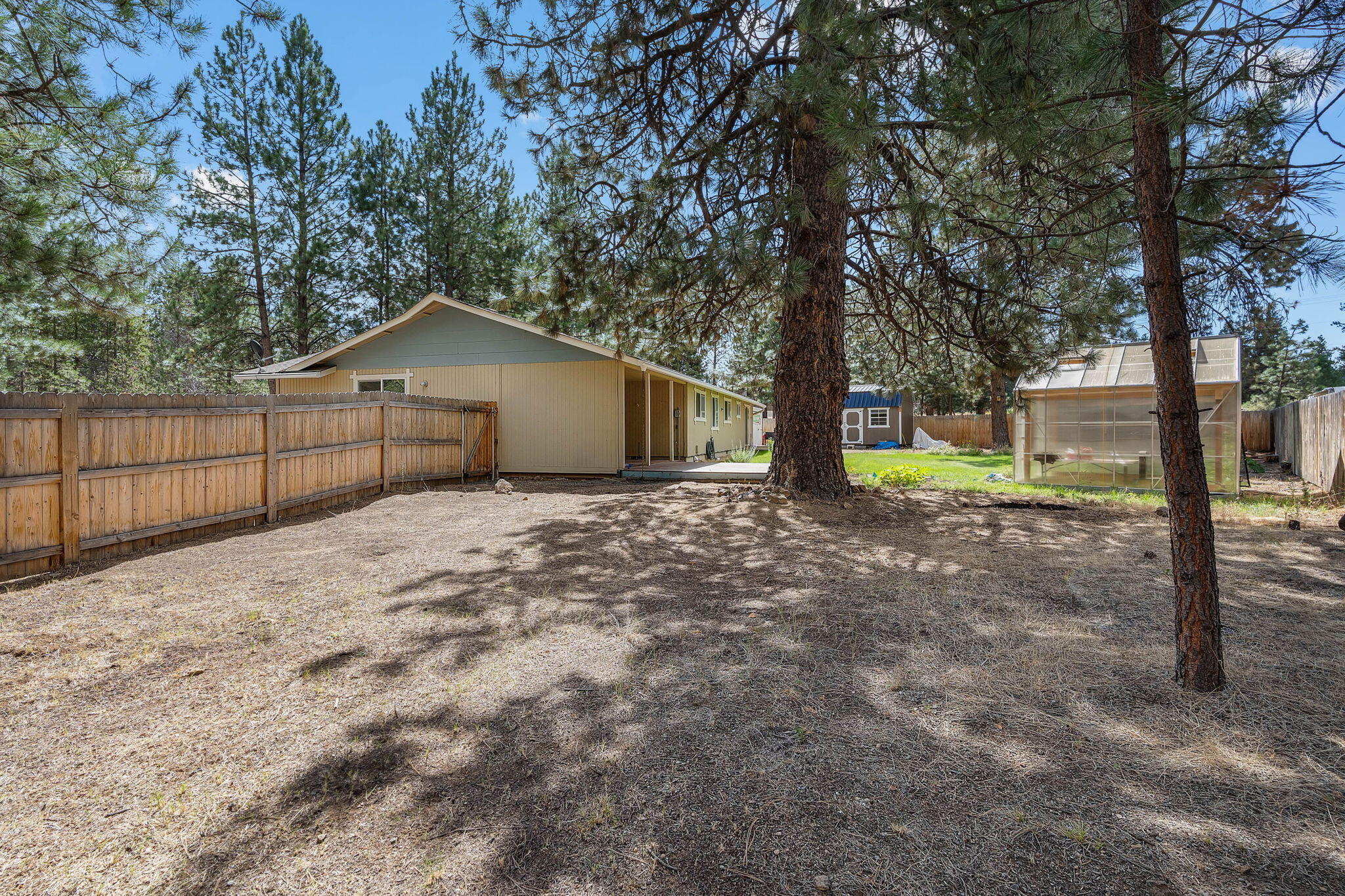 Goldenrain - Residential